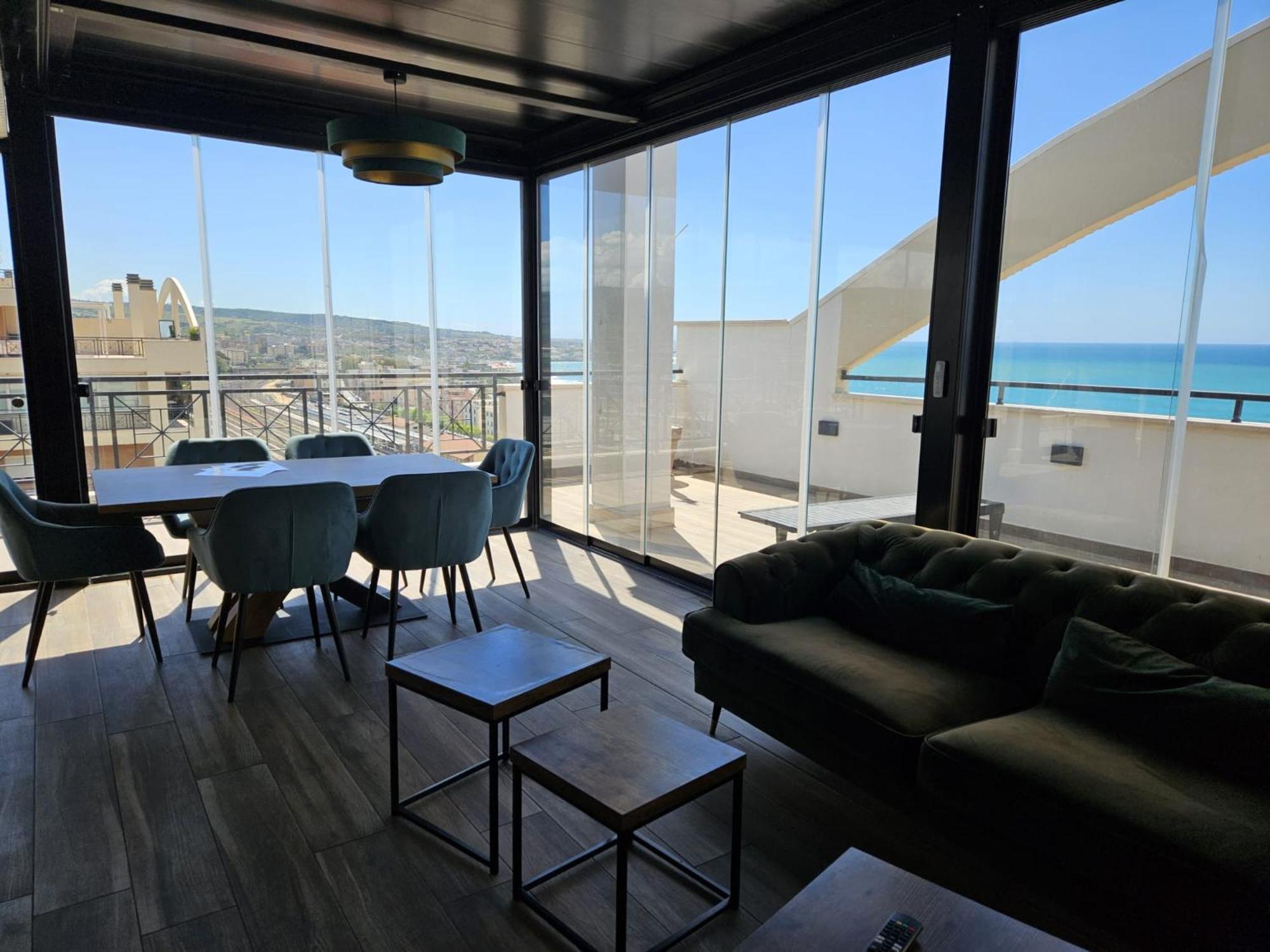 Be Your Home - Tower Beach Suite Civitavecchia Extérieur photo
