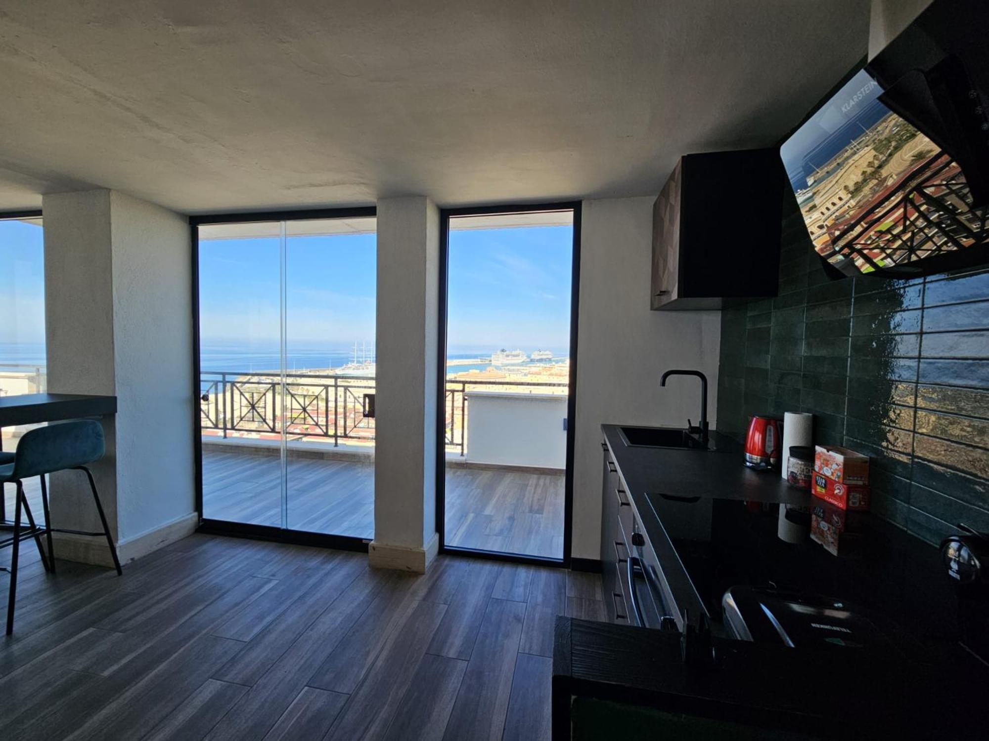 Be Your Home - Tower Beach Suite Civitavecchia Extérieur photo